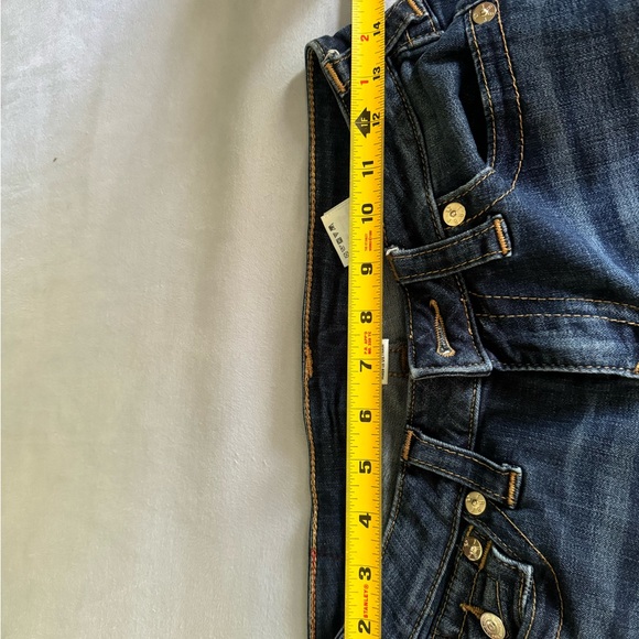 True religion shorts size 27 - Picture 5 of 6